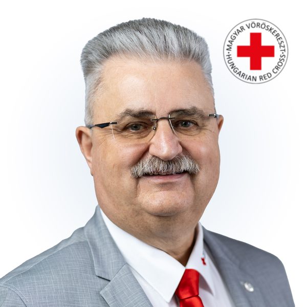 Dr. Bognár Ferenc, a Magyar Vöröskereszt Komárom-Esztergom Vármegyei Szervezetének elnöke