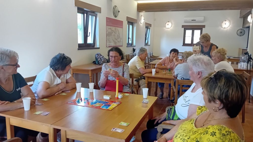 Energikus Fitt 50+ – Almásfüzitő – 6